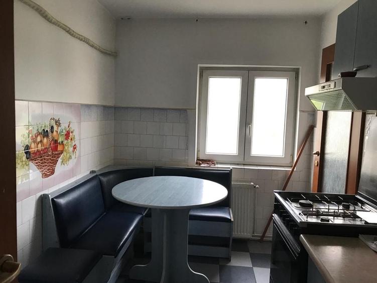 Apartament cu 2 camere decomandat în Steaua