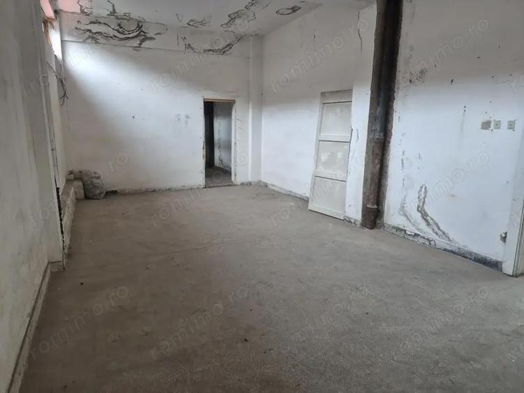 Spațiu comercial, de 500 mp, în Luncă
