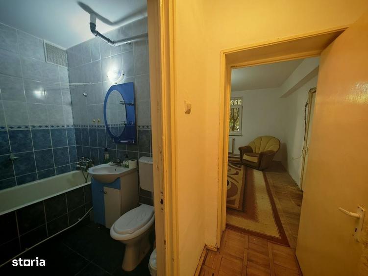 Apartament cu 2 camere semidecomandat în Calea Severinului