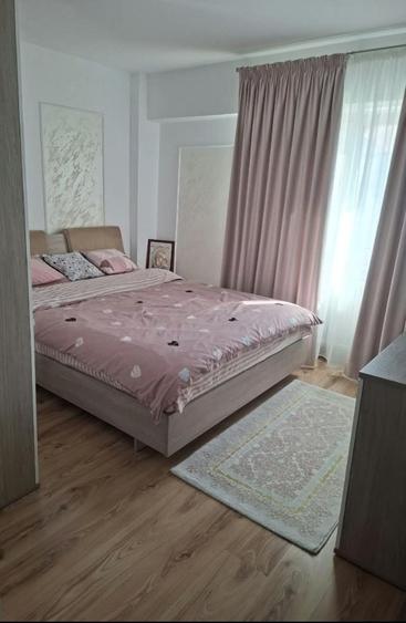 Apartament cu 3 camere decomandat în Lehnești