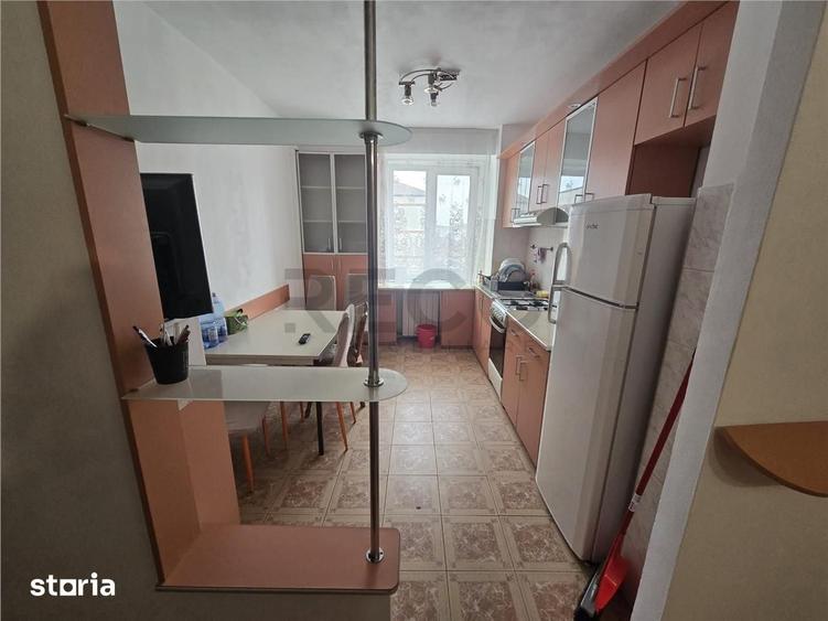 Apartament cu 3 camere în Nufărul