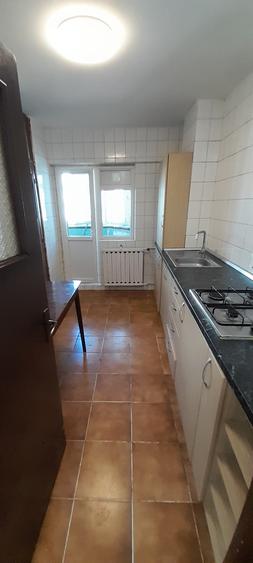 Apartament cu 2 camere decomandat în Calea Călărașilor