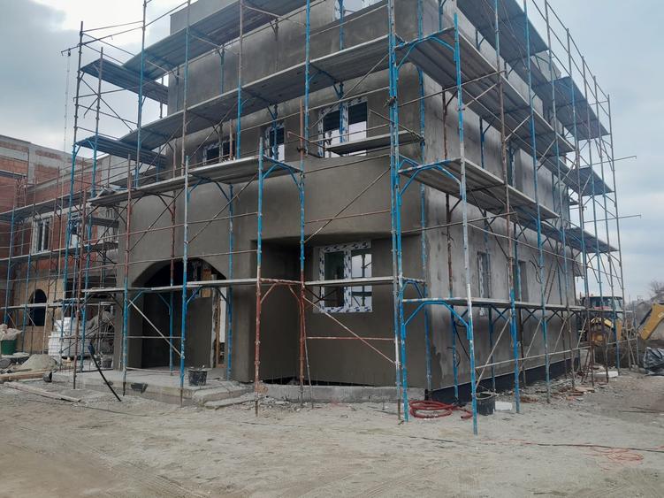 Duplex cu 4 camere cu Canalizare în Balotești