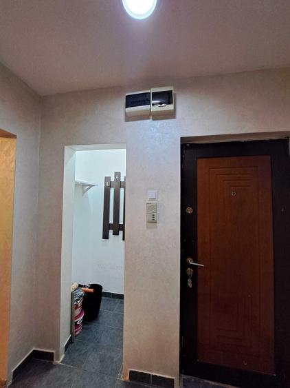 Apartament cu 2 camere semidecomandat în Mazepa 1
