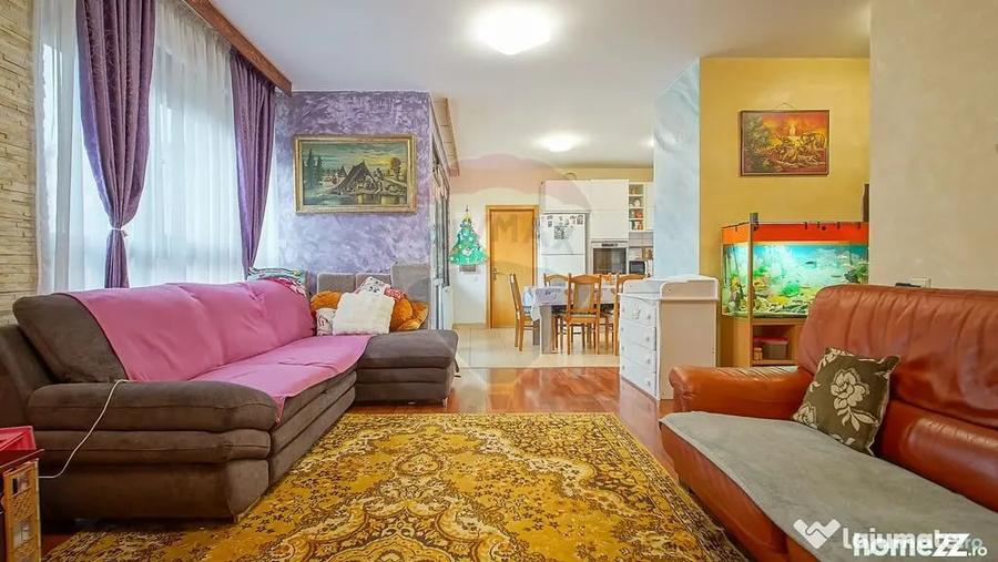 Casă cu 4 camere cu Teren 443 Mp în Tractorul