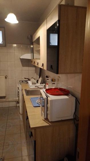 Garsonieră decomandată în Jiului