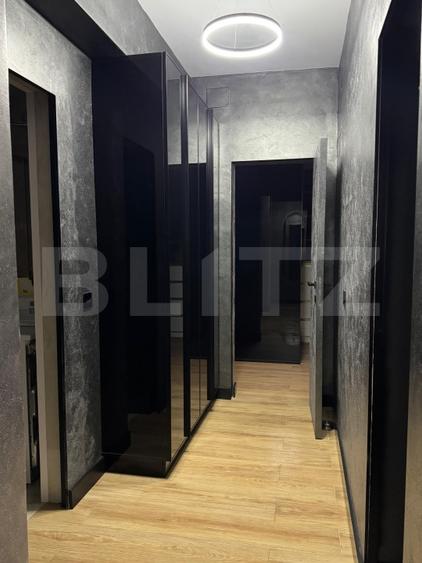 Apartament cu 4 camere decomandat, mobilat în Tractorul