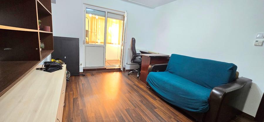 Apartament cu 2 camere semidecomandat în Dacia