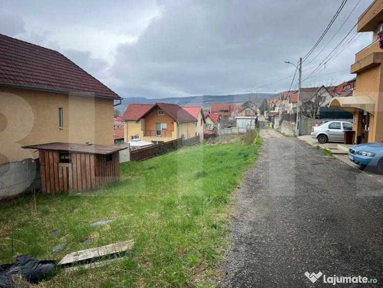 Teren 1000 mp in Baciu oportunitate unica, casa inclu - 2