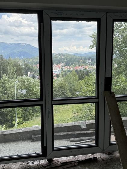 Casă cu 4 camere în Clăbucet