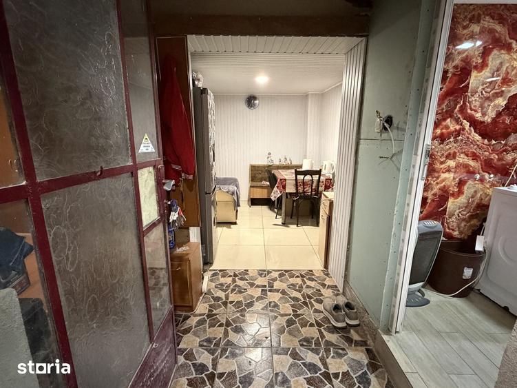 Casă cu 2 camere cu Teren 1000 Mp în Bucșani