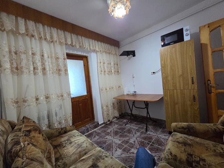 Apartament 2 camere (Calea ferata langa DGASPC (Protectia Copilului )  ET.3 - 5