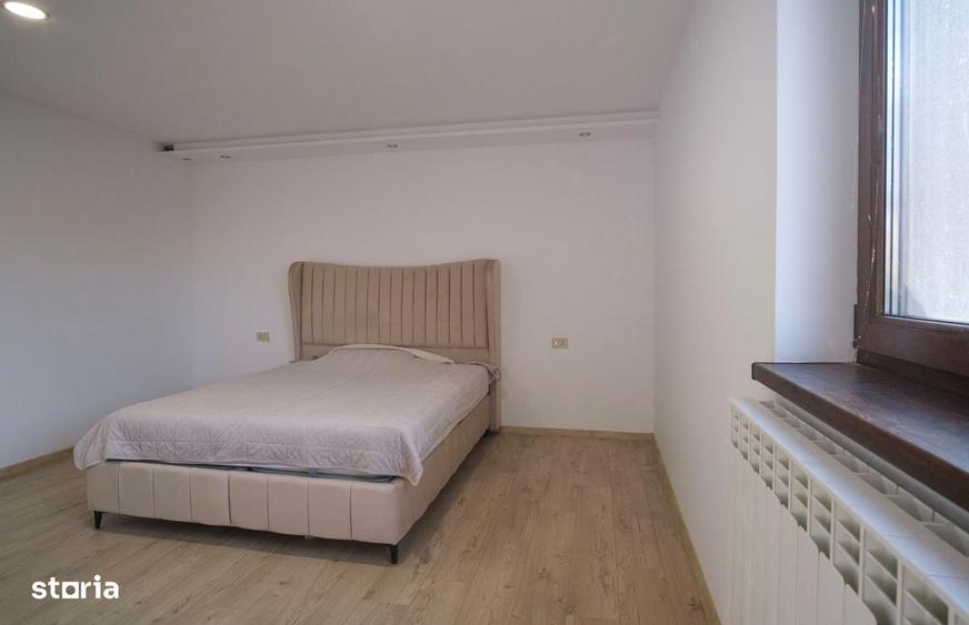 Casă cu 4 camere în Bradu