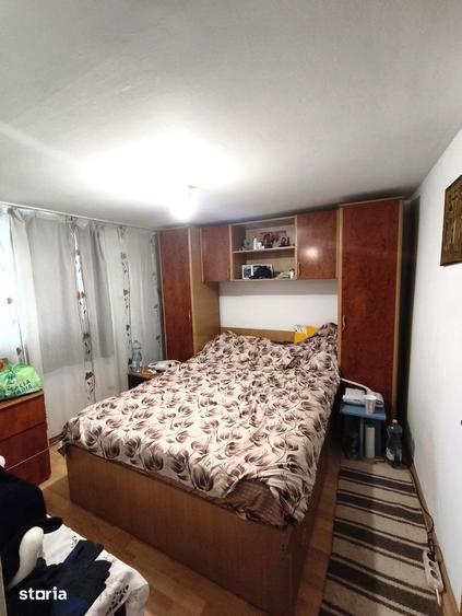 Casă cu 7 camere cu Teren 320 Mp în Jilava