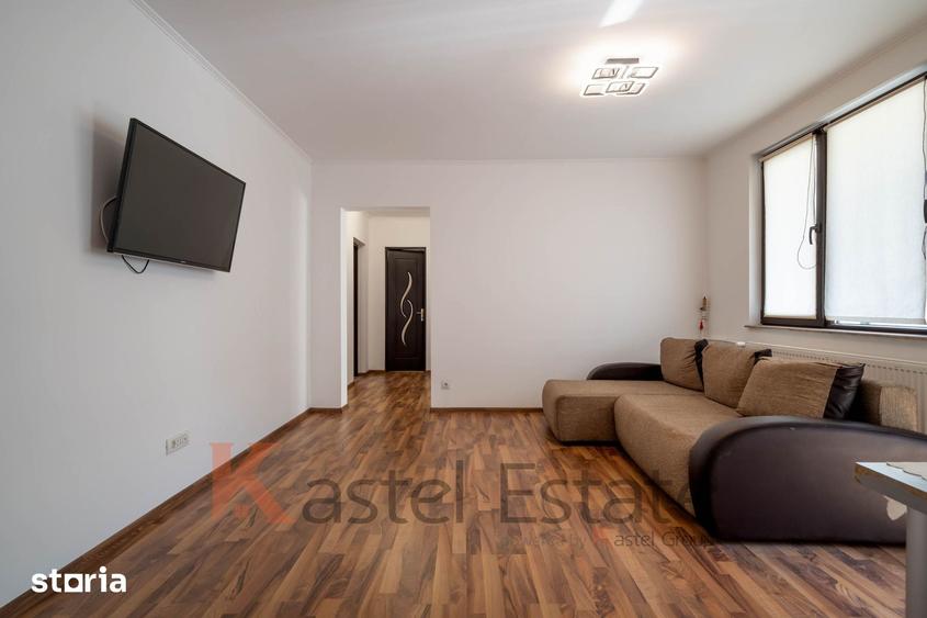 Apartament cu 3 camere în Tei
