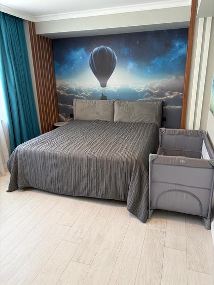Apartament cu 3 camere semidecomandat, mobilat în Năvodari