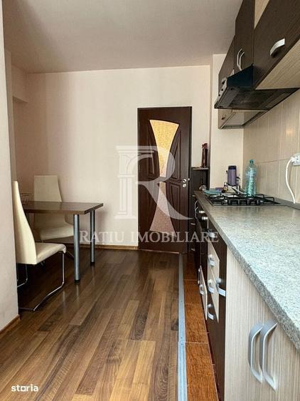 Apartament cu 3 camere decomandat în Dragoș Vodă