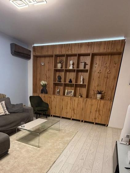 Apartament cu 2 camere decomandat în Militari