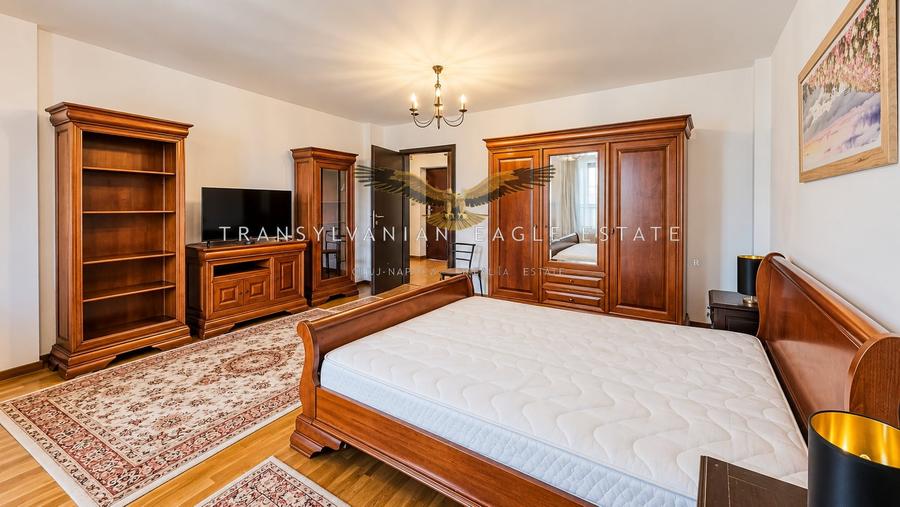 Apartament cu 2 camere decomandat, mobilat în Central