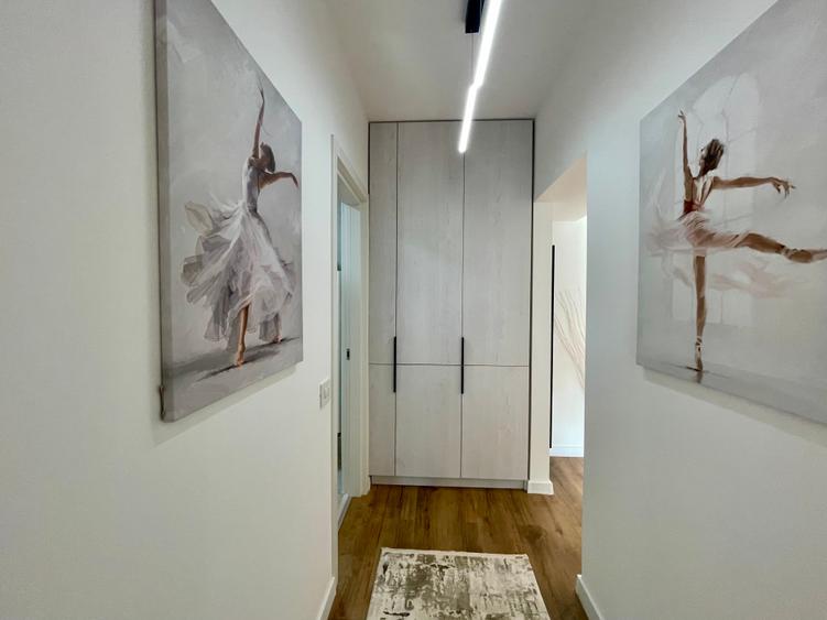 Apartament cu 2 camere decomandat în Pipera