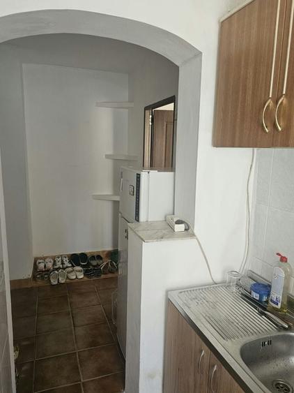 Apartament cu 2 camere în Craiovița Nouă