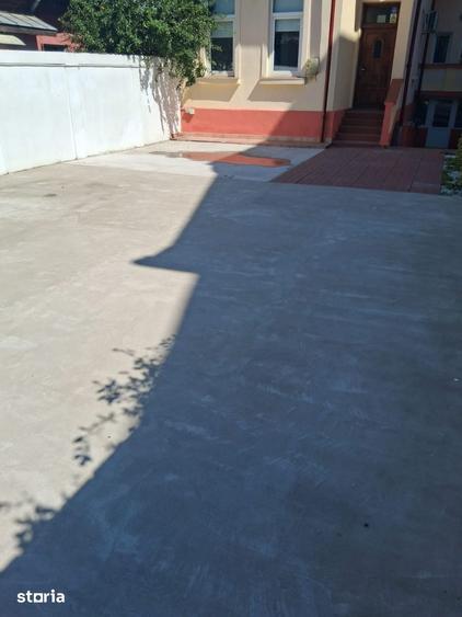 Casă cu 6 camere cu Teren 200 Mp în Timpuri Noi