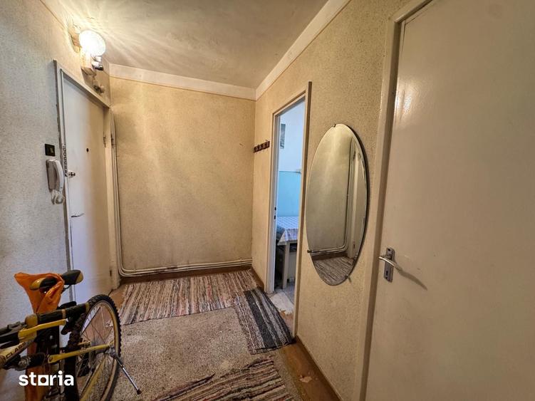 Etajul 1, in spate la cinematograf, 47000 euro - 4