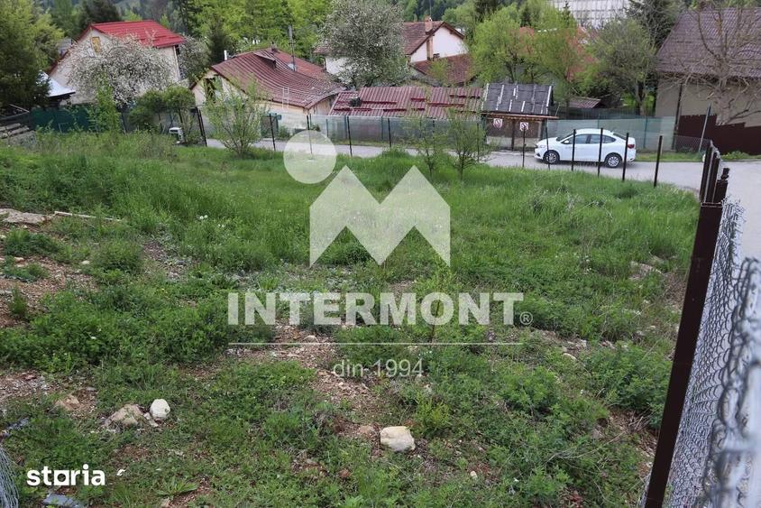 Teren de 429 mp, în Sud