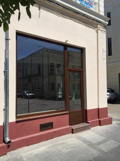 Spațiu comercial, de 36 mp, în Ultracentral