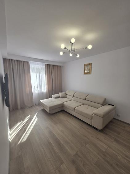 Apartament cu 2 camere decomandat în Exterior Vest