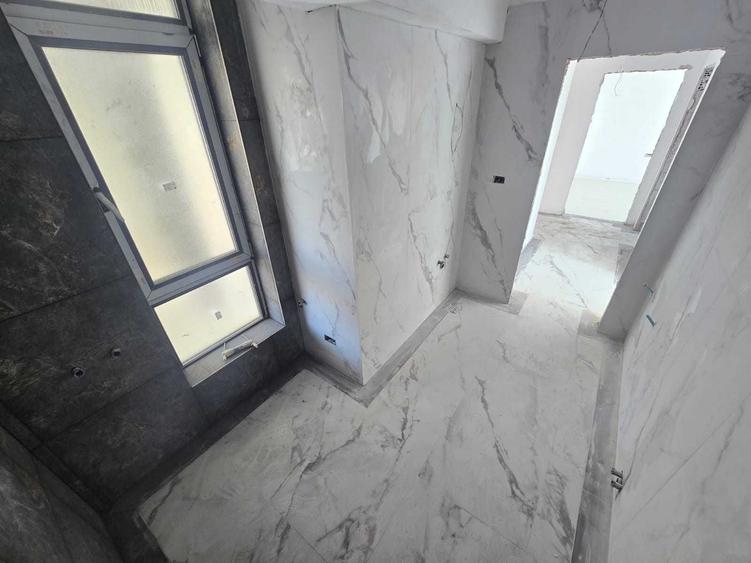 Apartament cu 2 camere decomandat în Exterior Vest