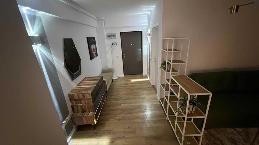 Apartament cu 2 camere semidecomandat în Bogdan Vodă