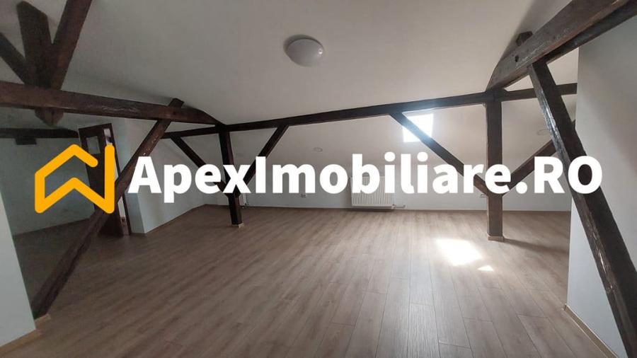 Spațiu comercial, de 70 mp, în Central