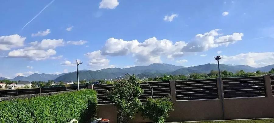 Casă cu Teren 627 Mp în Bartolomeu