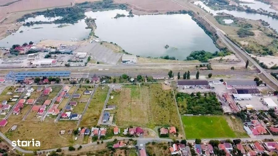 Teren de 10432 mp, în Ghioroc