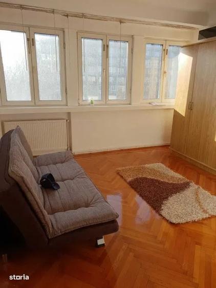 3 camere/ Piata Romana/ renovat/ A.C - 4