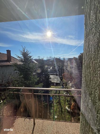 Apartament cu 3 camere în Dâmbul Rotund