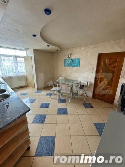 Apartament cu 5 camere decomandat în Central