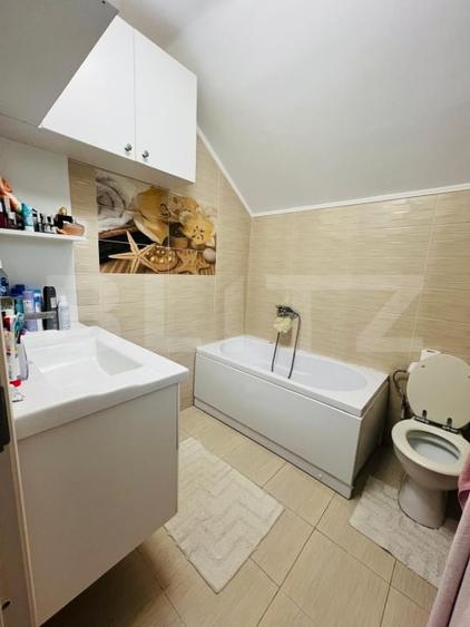 Casă individuală cu 5 camere cu Teren 382 Mp în Exterior Nord