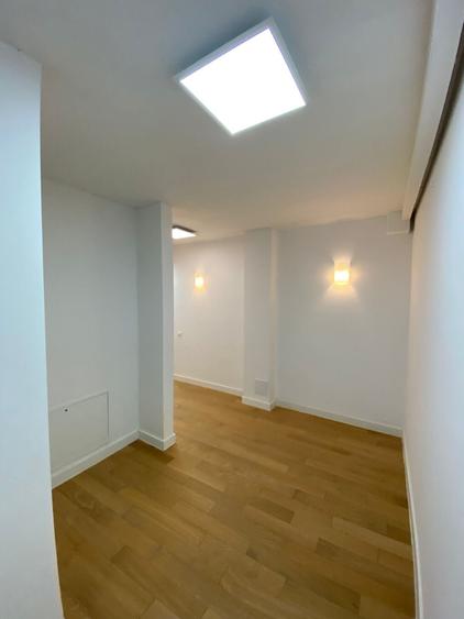 Apartament cu 4 camere decomandat în Națiunile Unite
