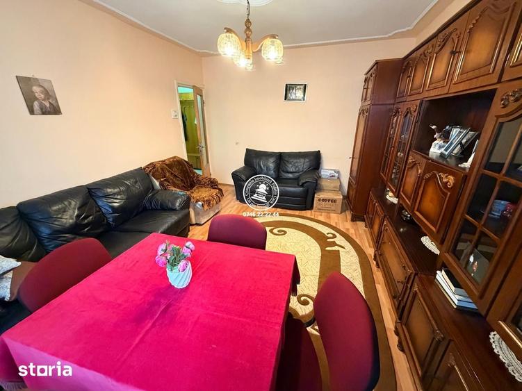 Apartament cu 4 camere în Dacia