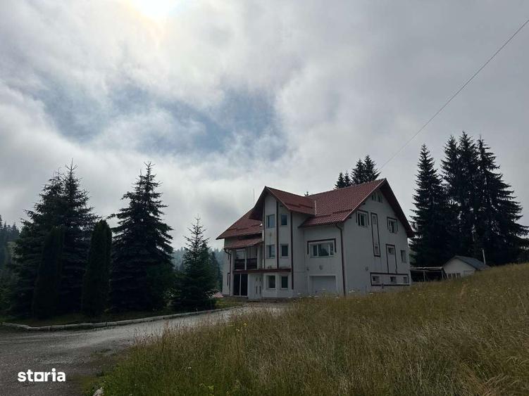 Casă cu 4 camere în Dorna-Arini