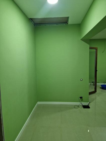 Casă cu 4 camere în Exterior Vest
