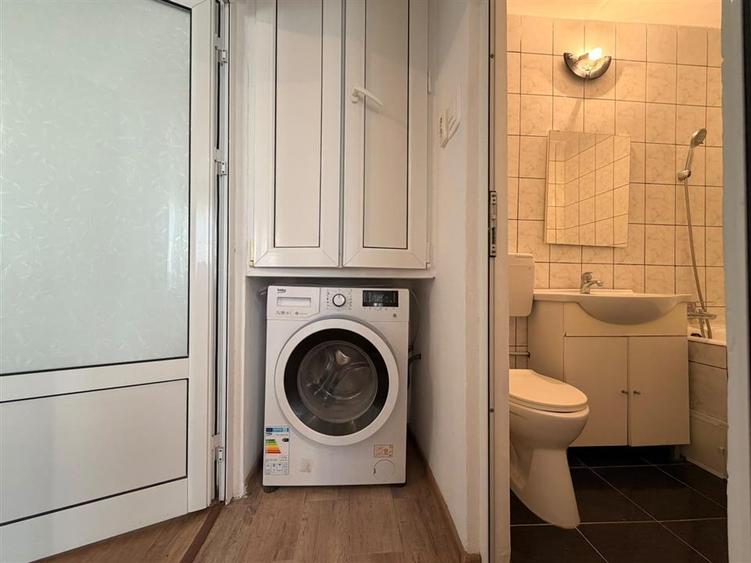 Apartament cu 2 camere semidecomandat în Bartolomeu