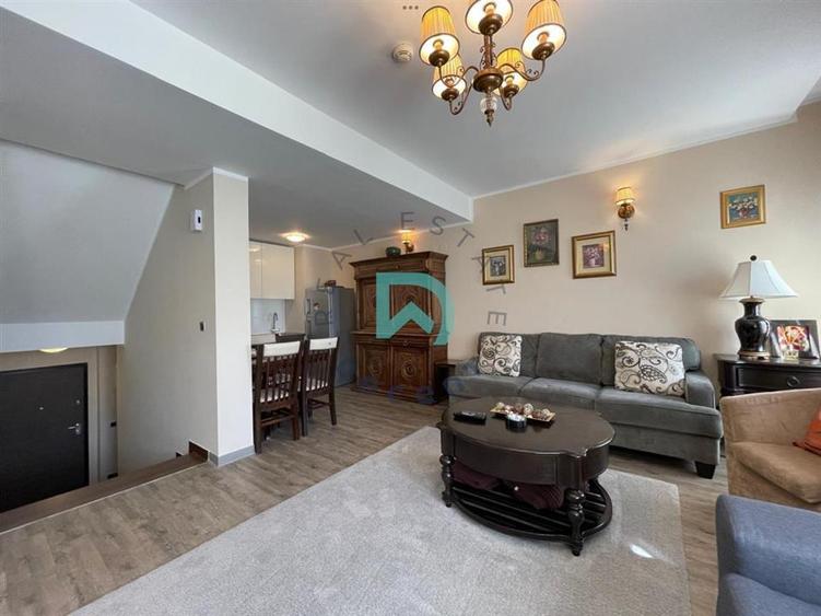 Apartament cu 2 camere decomandat, mobilat în Poiana Brașov