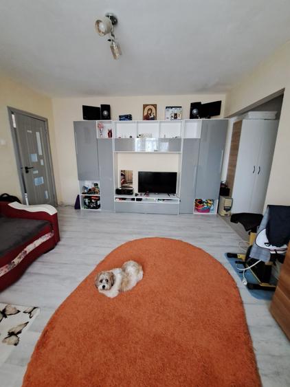 Apartament 3 camere bulevardul oituz Onesti - 8