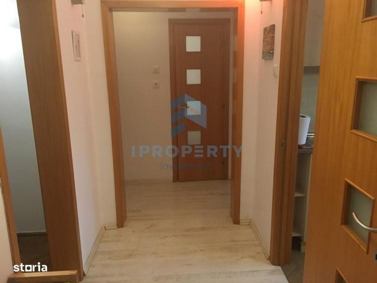 Apartament cu 4 camere în Costin Georgian