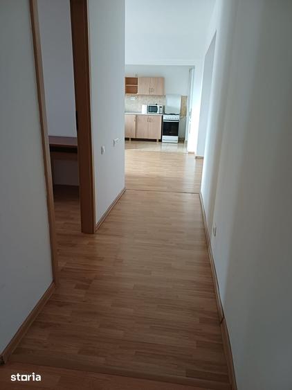 Apartament cu 3 camere în Mărăști