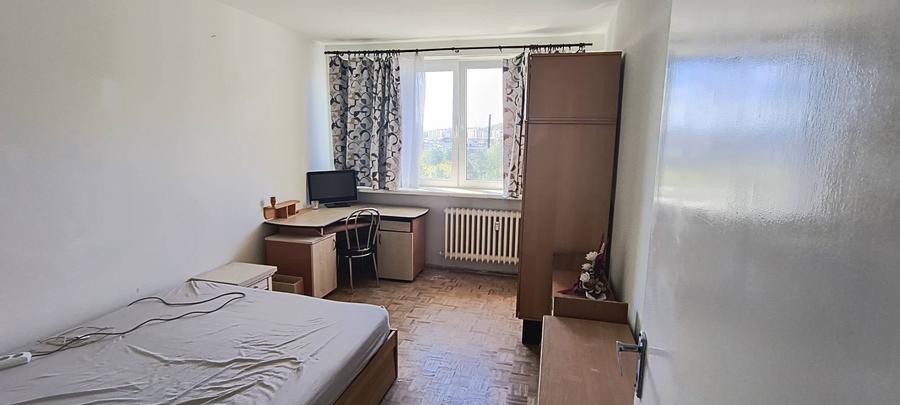 Apartament cu 3 camere semidecomandat în Grigorescu