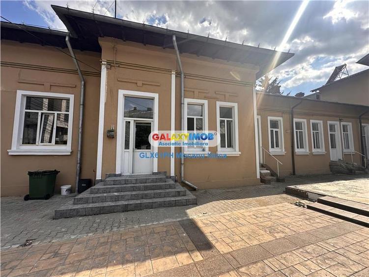 Birou, de 120 mp, în Central